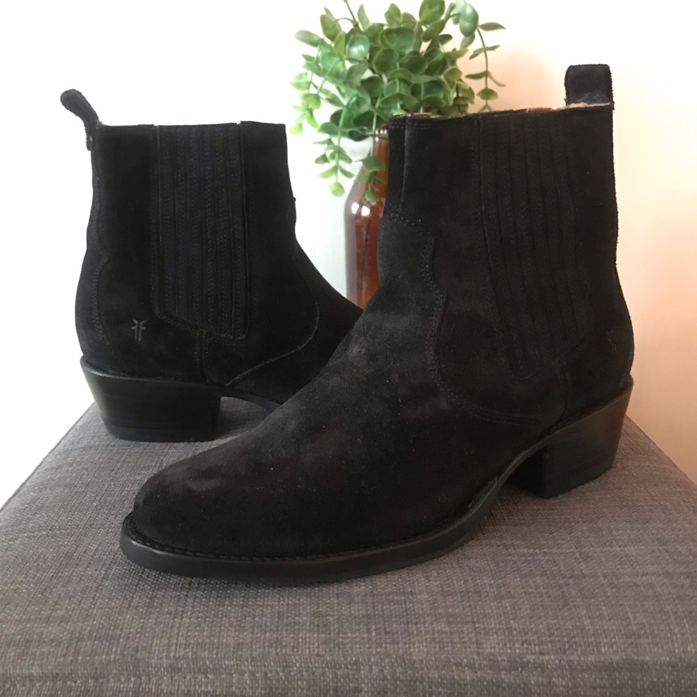 NWB FRYE DIANA BOOTS SZ 6.5